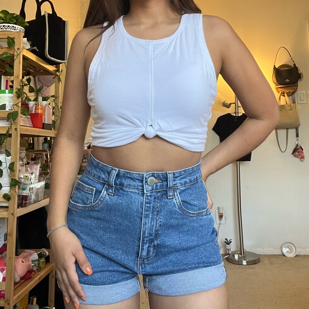 White tank